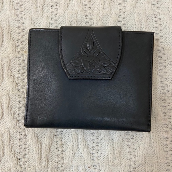 Rolfs Bags Vintage Rolfs Genuine Black Leather Compact Wallet